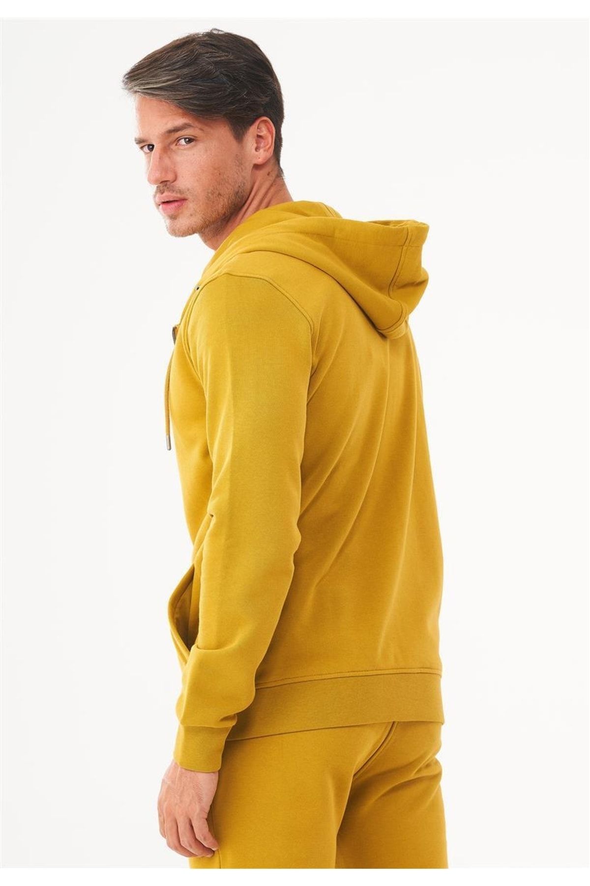 ORGANICATION Sweatshirt Braun Figurbetont Fast ausverkauft