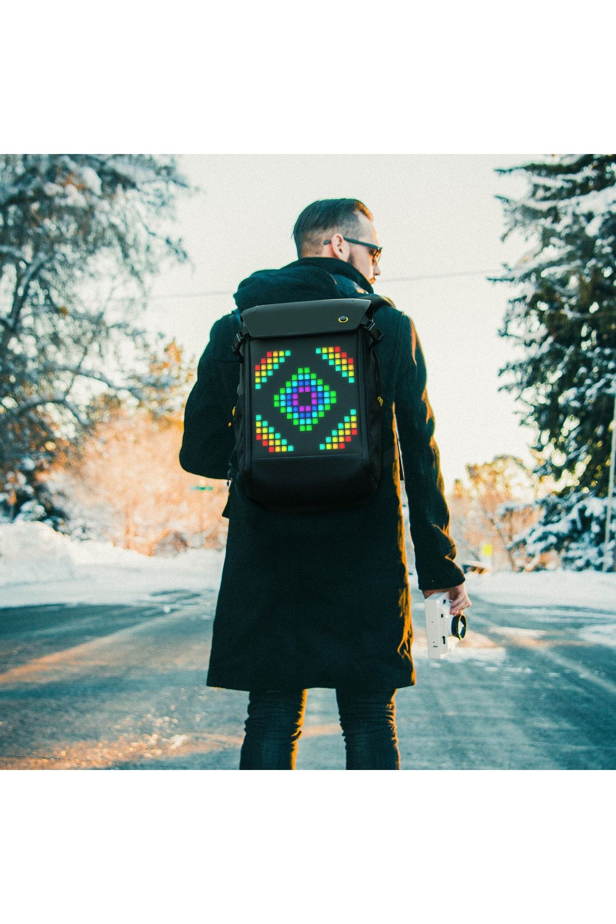 DIVOOM-Backpack M Black LED Screen App Controlled Smart Backpack 7
