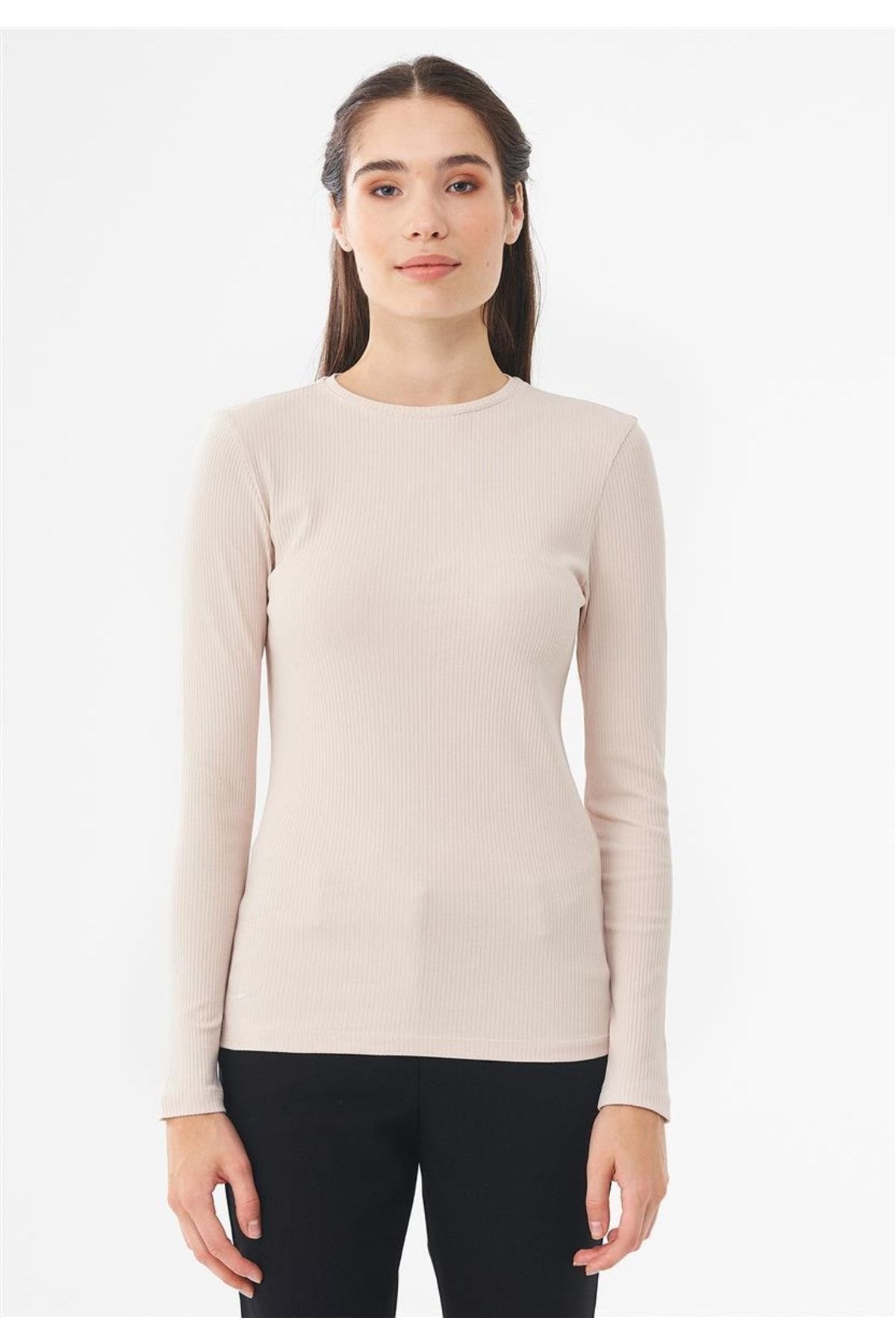ORGANICATION Bluse Grau Figurbetont