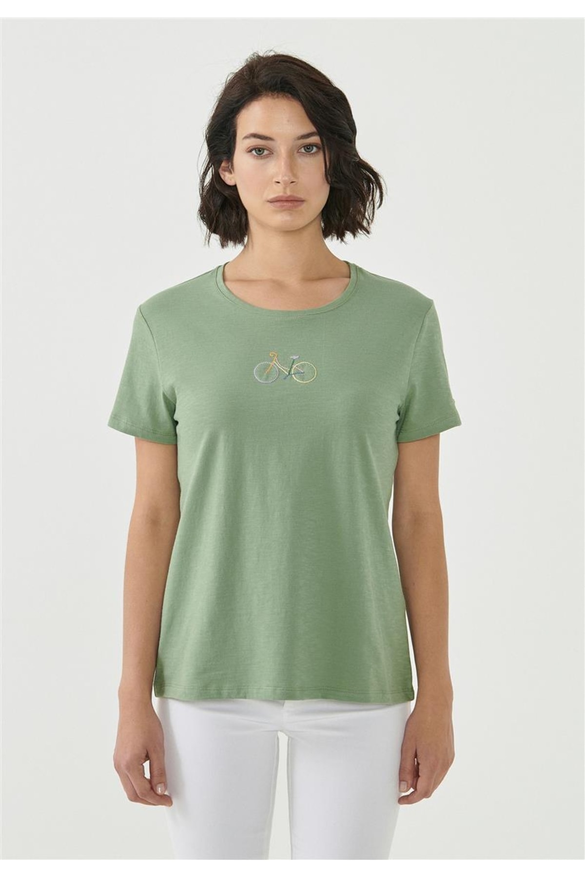 ORGANICATION T-Shirt Grün Figurbetont