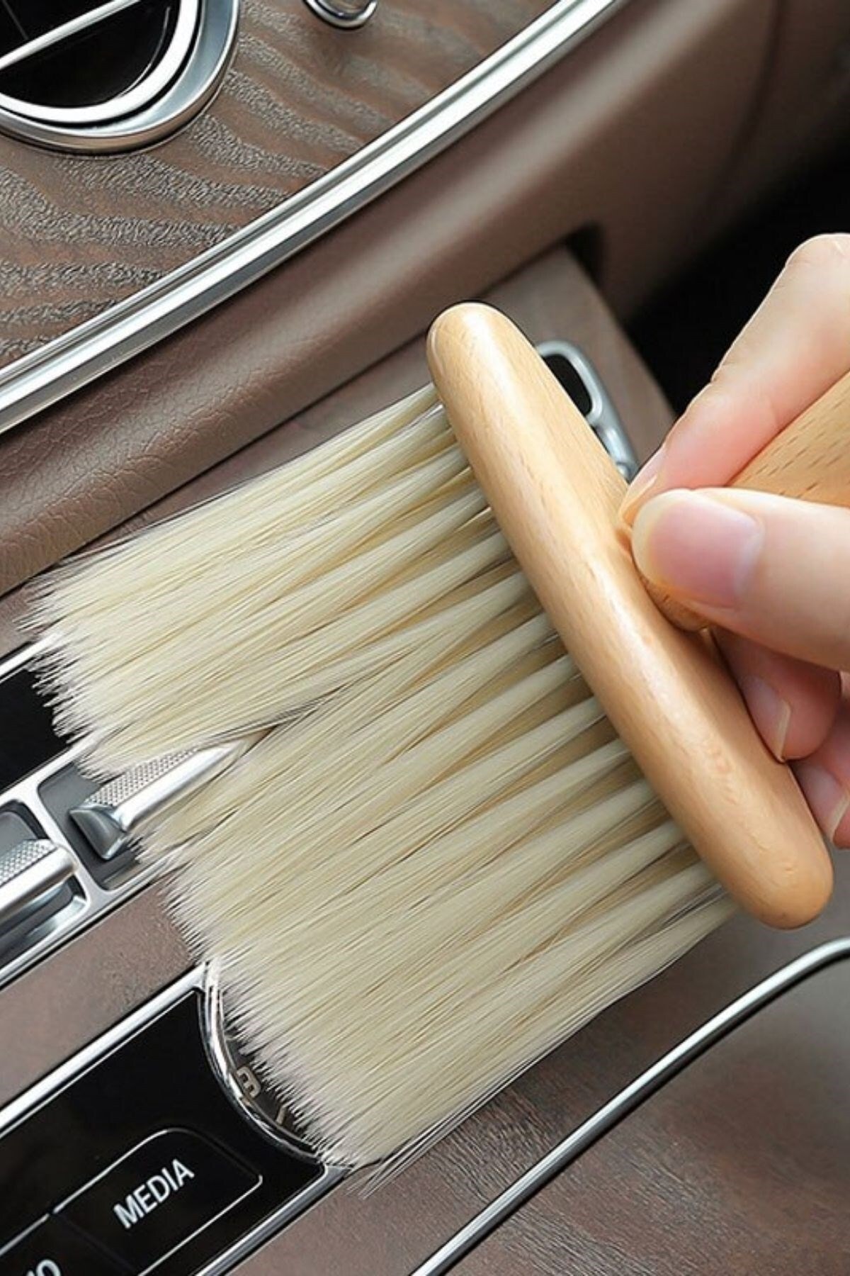 Buffer ® Araba Için Ahşap Saplı Yumuşak Kıl Fırça Detaylı Toz Alma Temizleme Fırçası fotoğrafı 3 (önizleme)