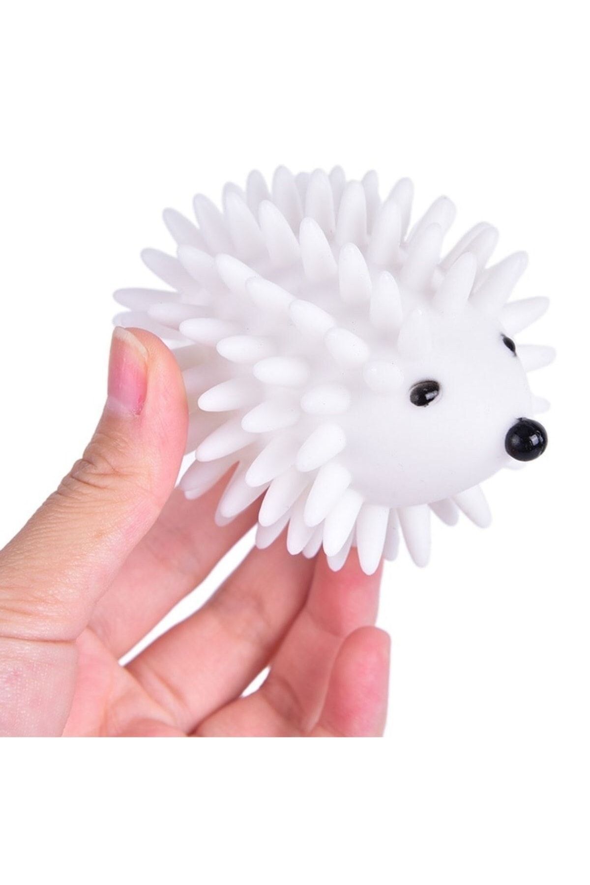Buffer-2-Piece Hedgehog Model Feather Collector Anti-Wrinkle Laundry Drying Ball 8