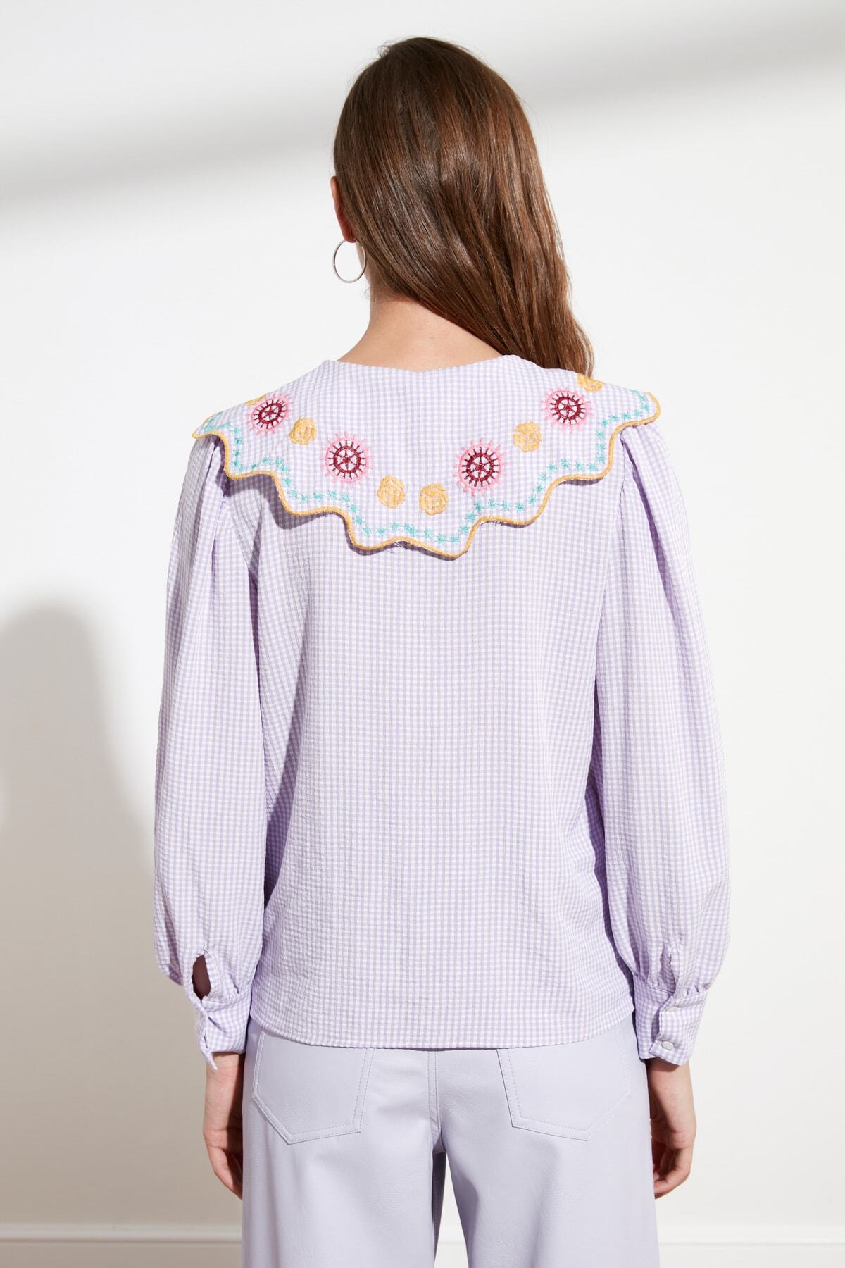 Trendyolmilla  Lila Nakış Detaylı Gofre Kumaş Regular Normal Kalıp Dokuma Gömlek TWOSS21GO0232 - Görsel 5