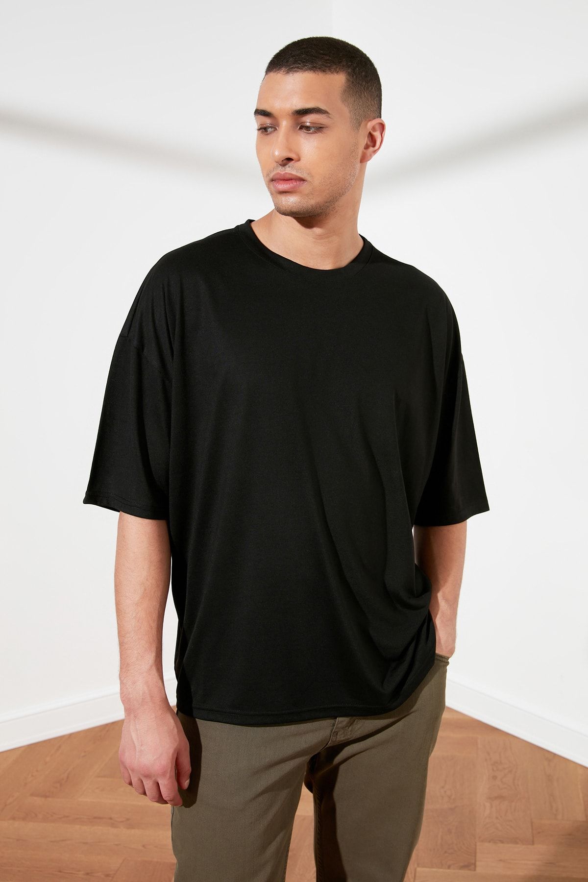 trendyol man tisort erkek oversize siyah basic t shirt fiyati trendyol