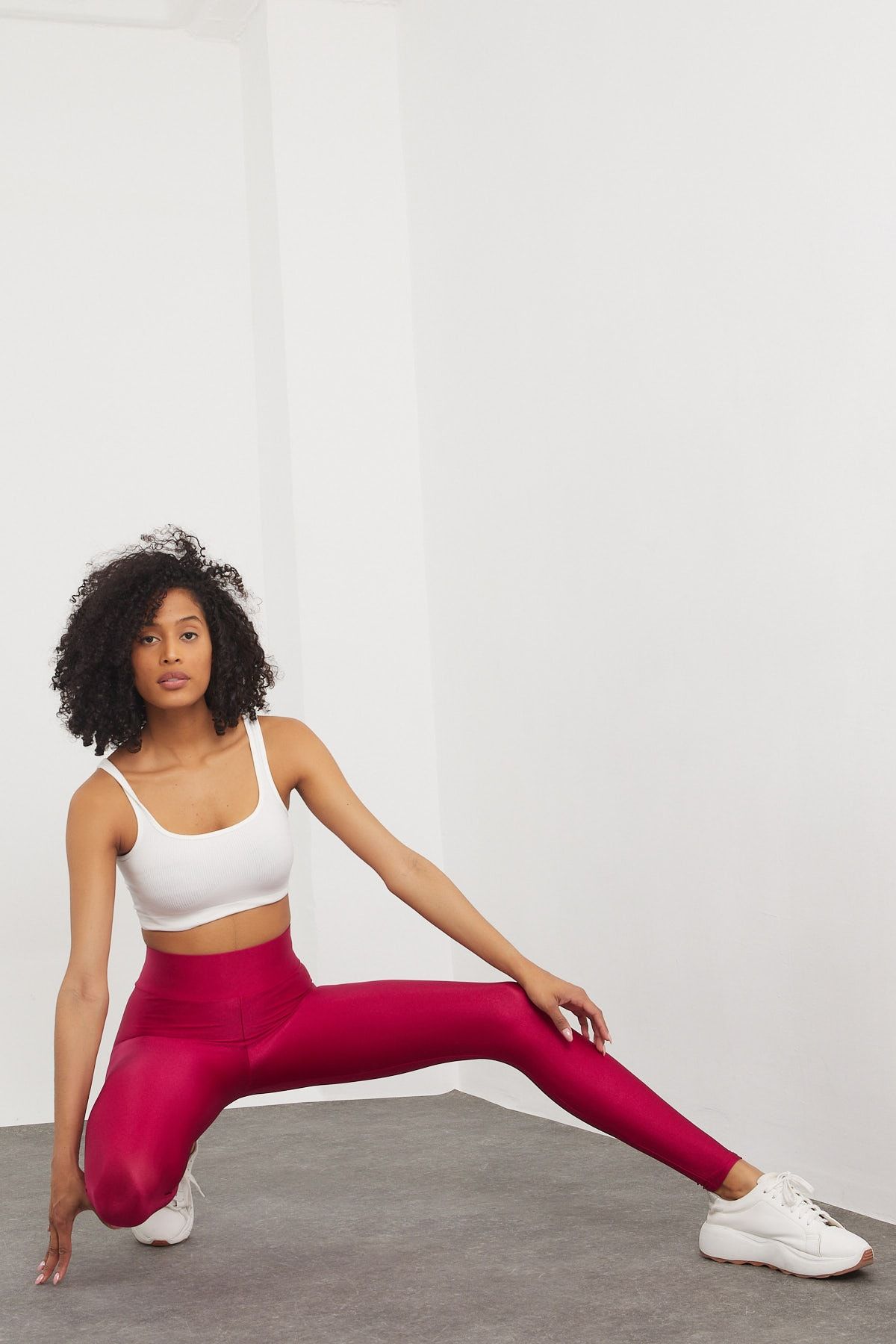 Burgundy shiny leggings sale