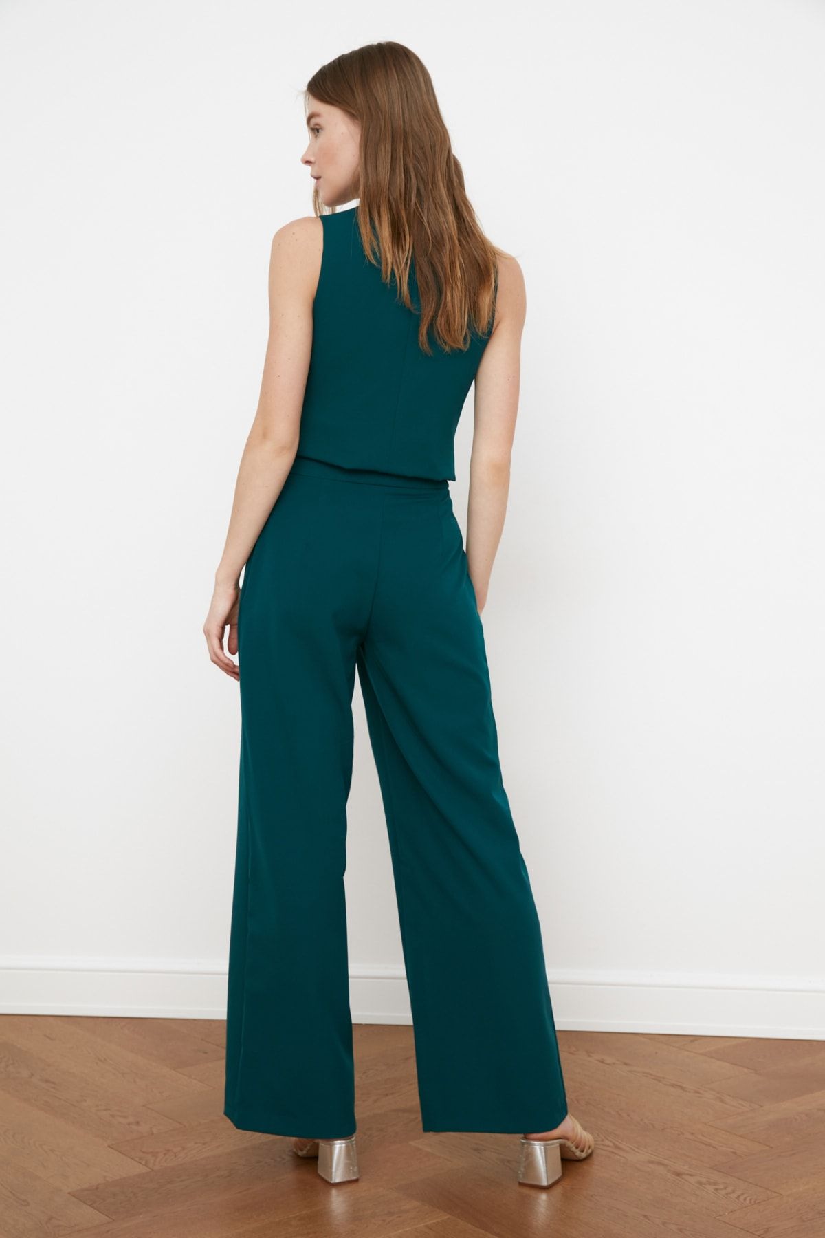 Trendyol Collection-Grüne, plissierte Hose mit weitem Bein – TWOSS21PL0189 10