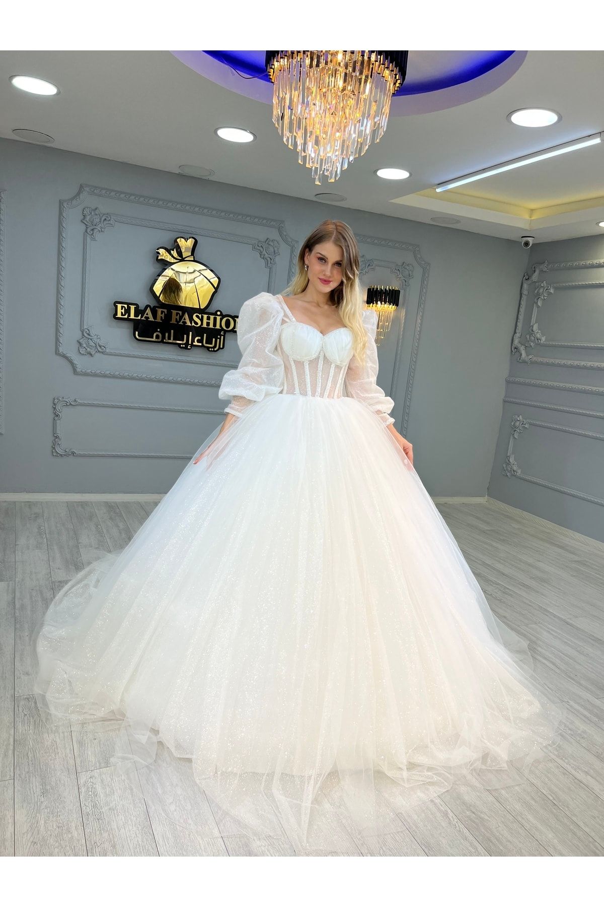 https://cdn.dsmcdn.com/ty620/product/media/images/20221201/13/225370904/636719218/2/2_org_zoom.jpg