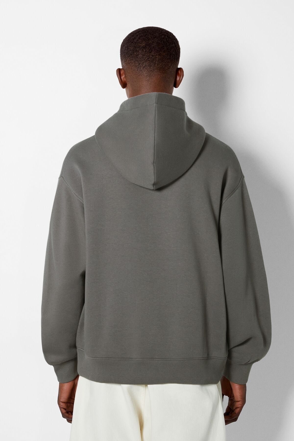 Bershka Boxy Fit Kapüşonlu Sweatshirt BC7172