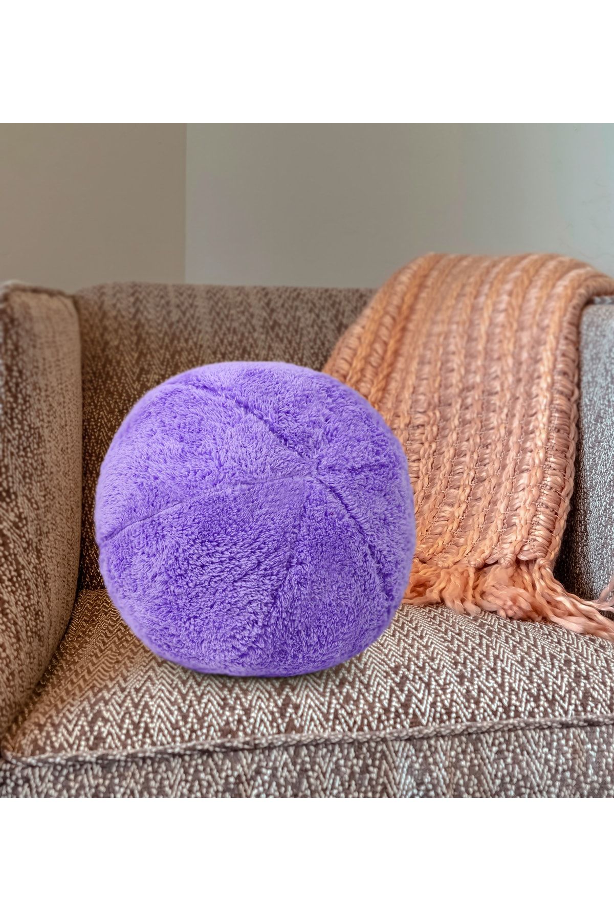 Fuzzy round pillow shop