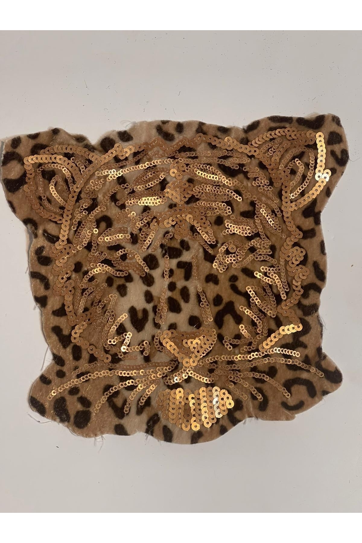 Gönülden Tasarım 18x21 Cm Pul Payetli Leopar Ince Kadife Aplike Arma Yama Aksesuar
