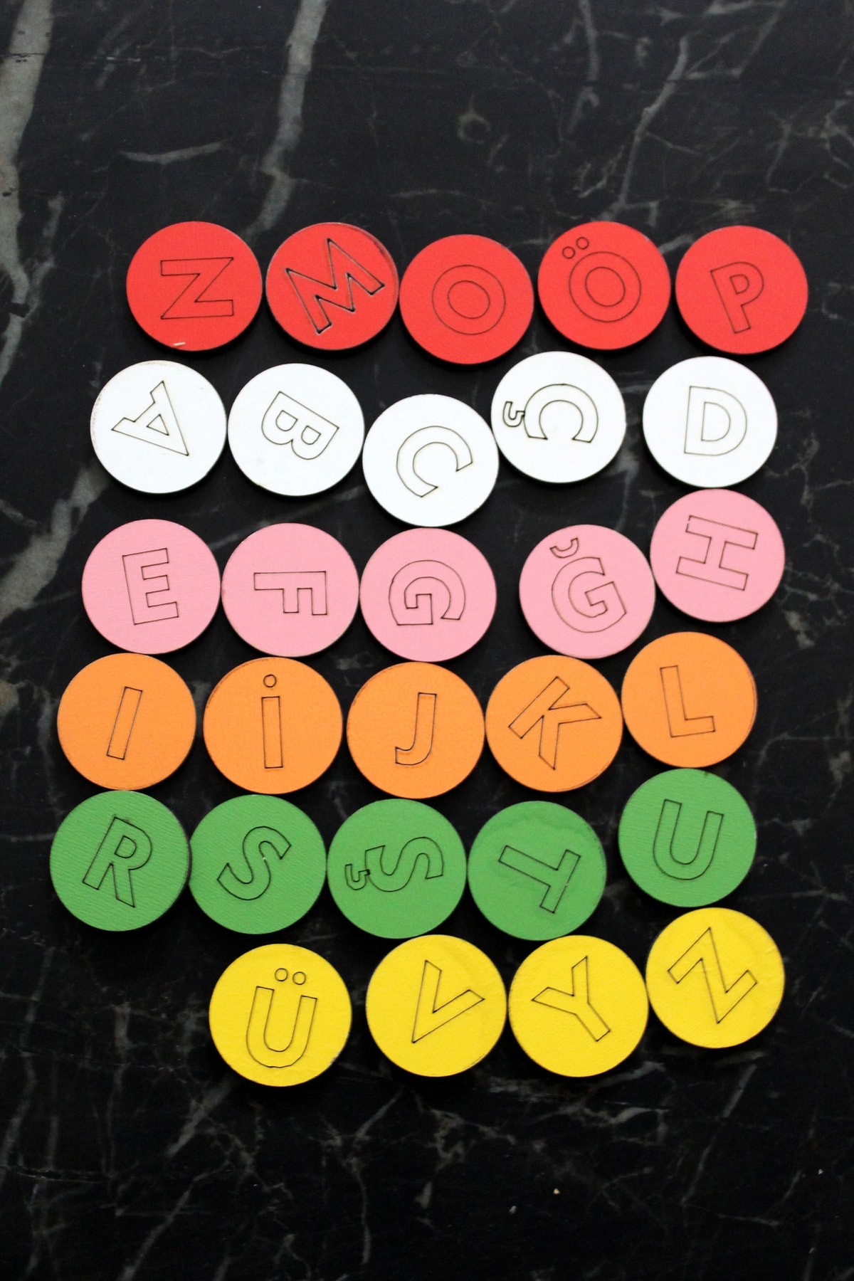 بازی آموزشی چوبی رنگارنگ تتریس بولتاک و مجموعهٔ دو تکهٔ الِف با محصول