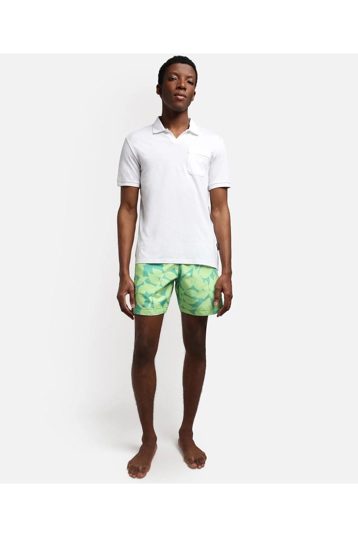 complete the look image