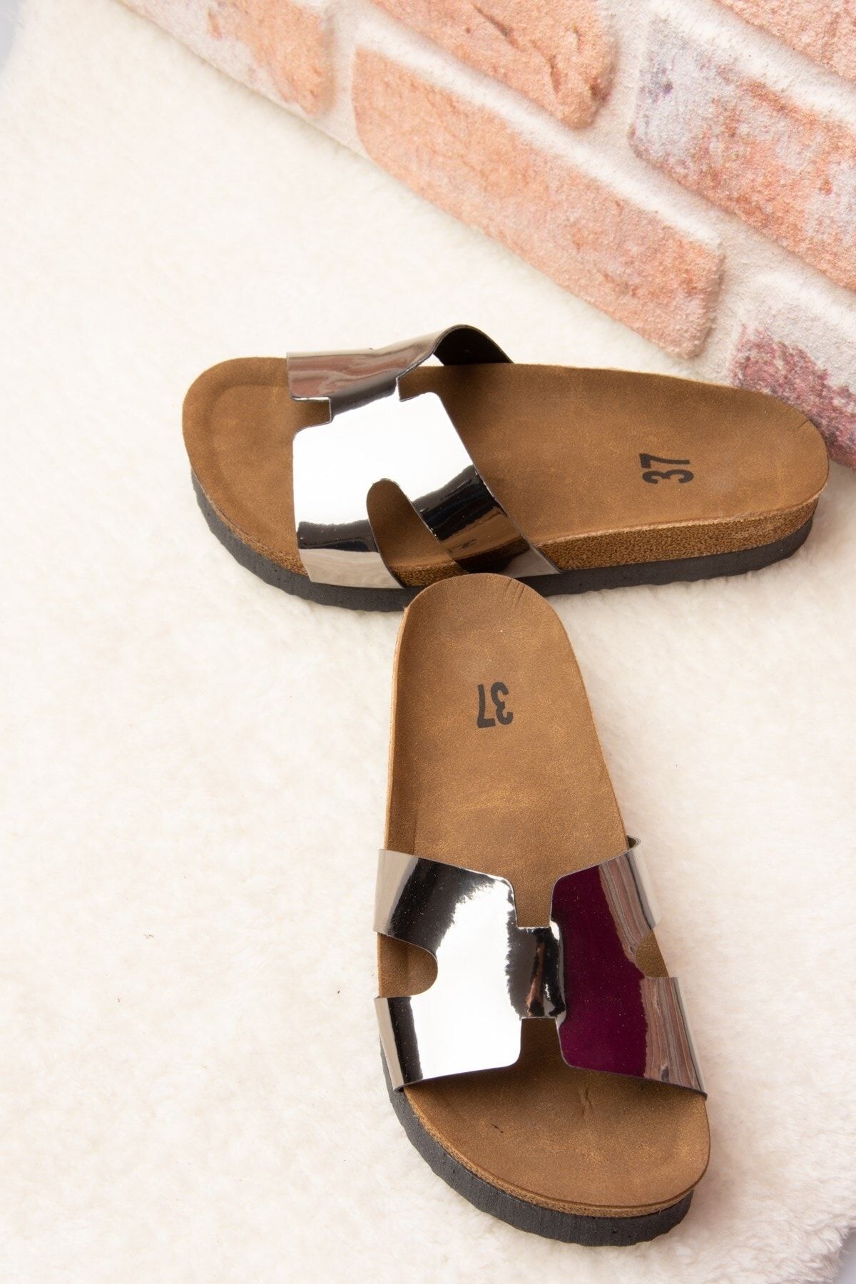 Fox Shoes-Women's Platinum Slippers 3