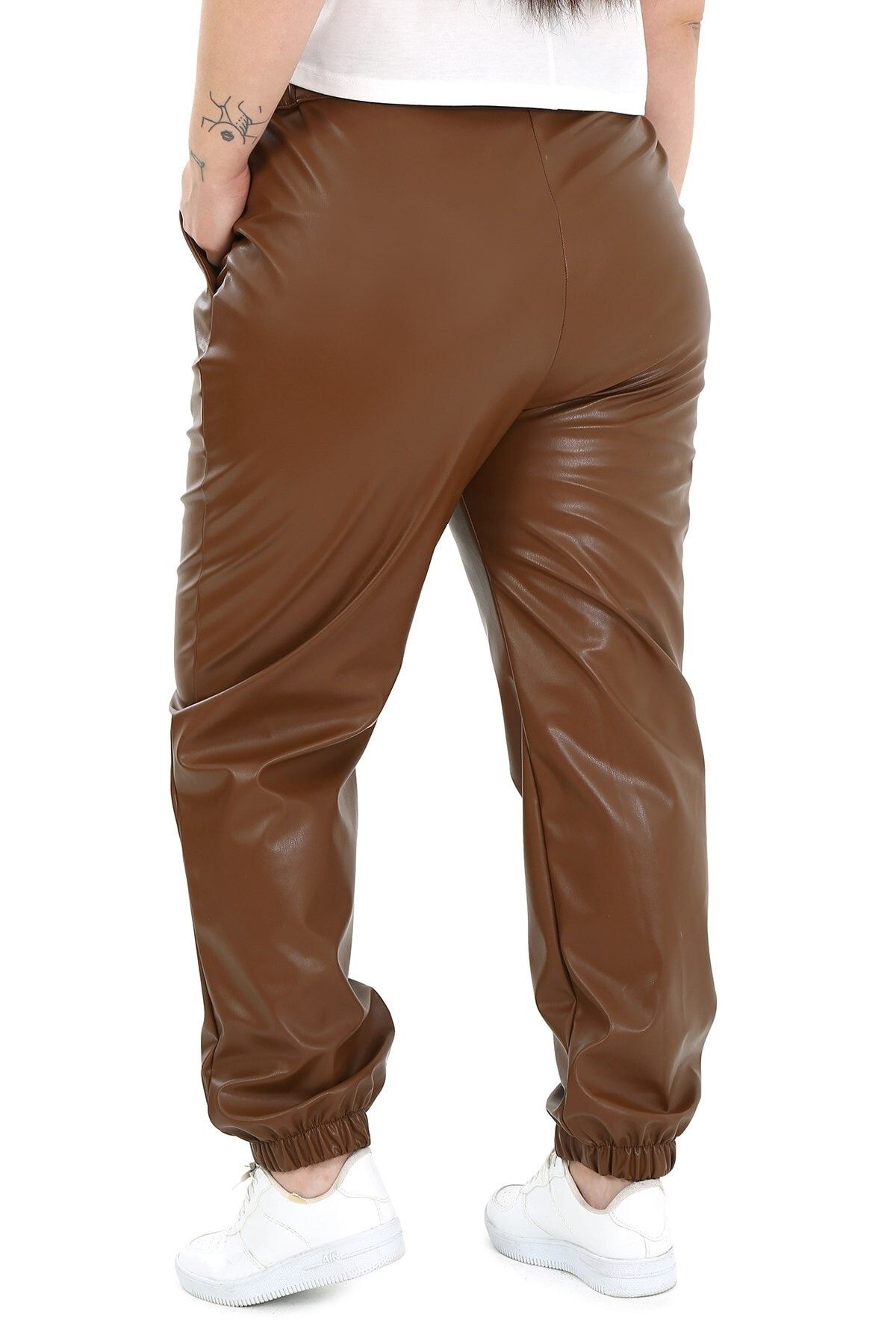 DISENTIS MODEST-Plus Size Brown Leather Trousers with Elastic Waist and Side Pockets and Elastic Legs 3