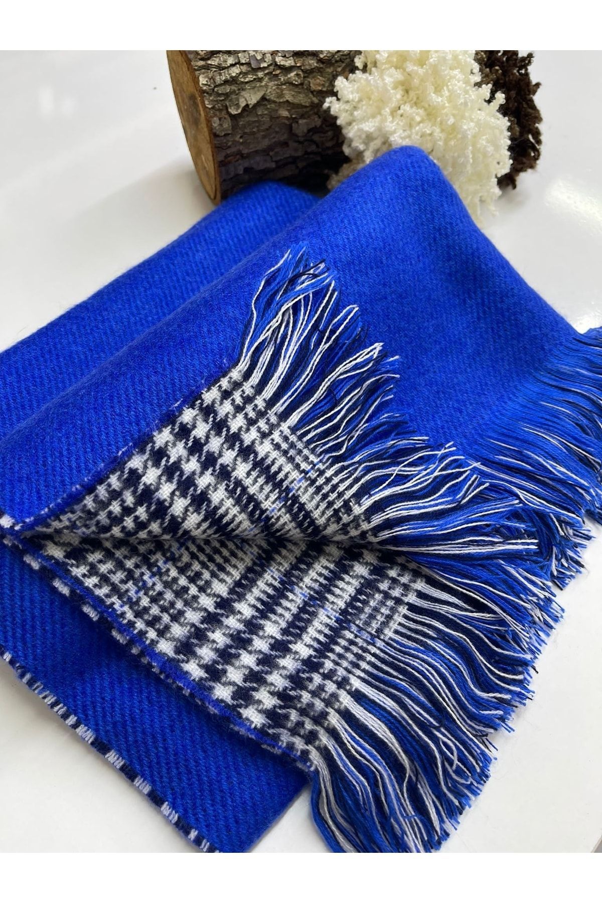 Shoulder throw sales scarf