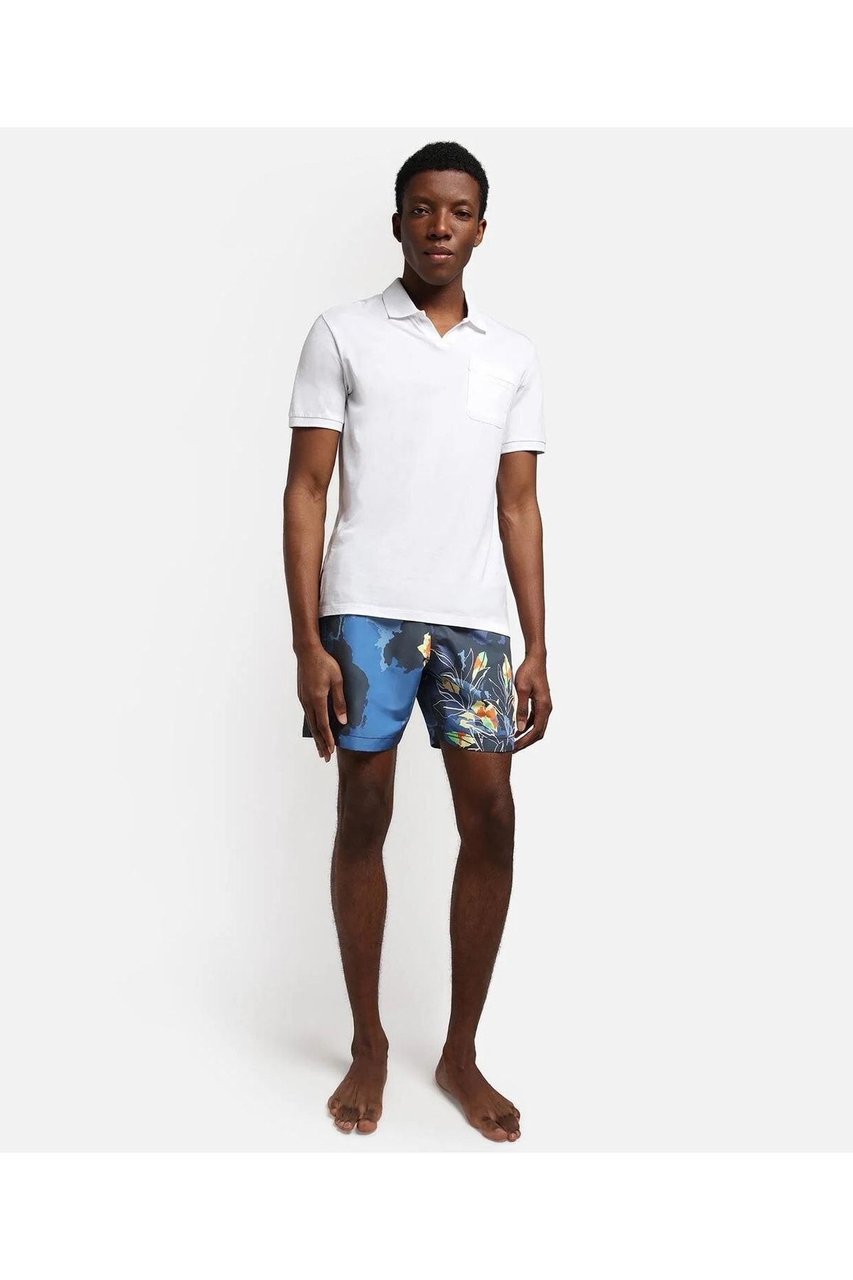 complete the look image