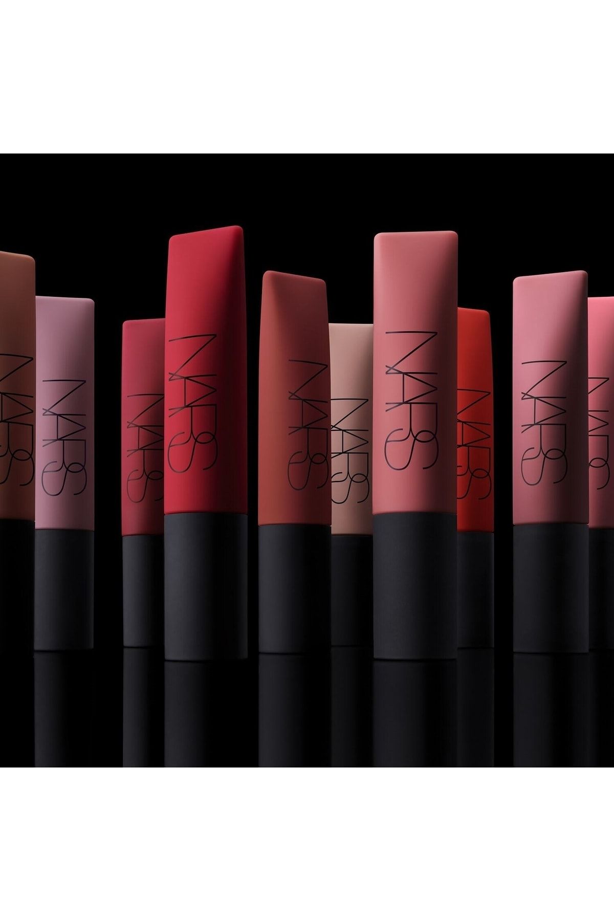 Nars رژ لب مایع مات Aır Matte Lip Color ایجاد حس سبکی رنگ power trip قرمز