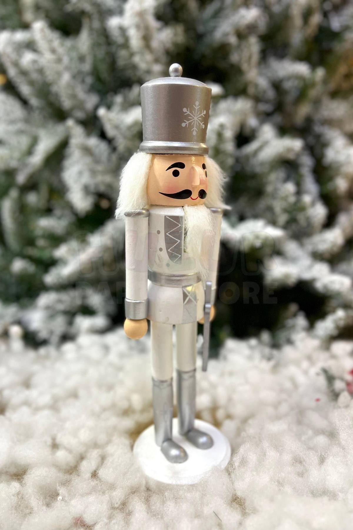 Silver nutcracker discount