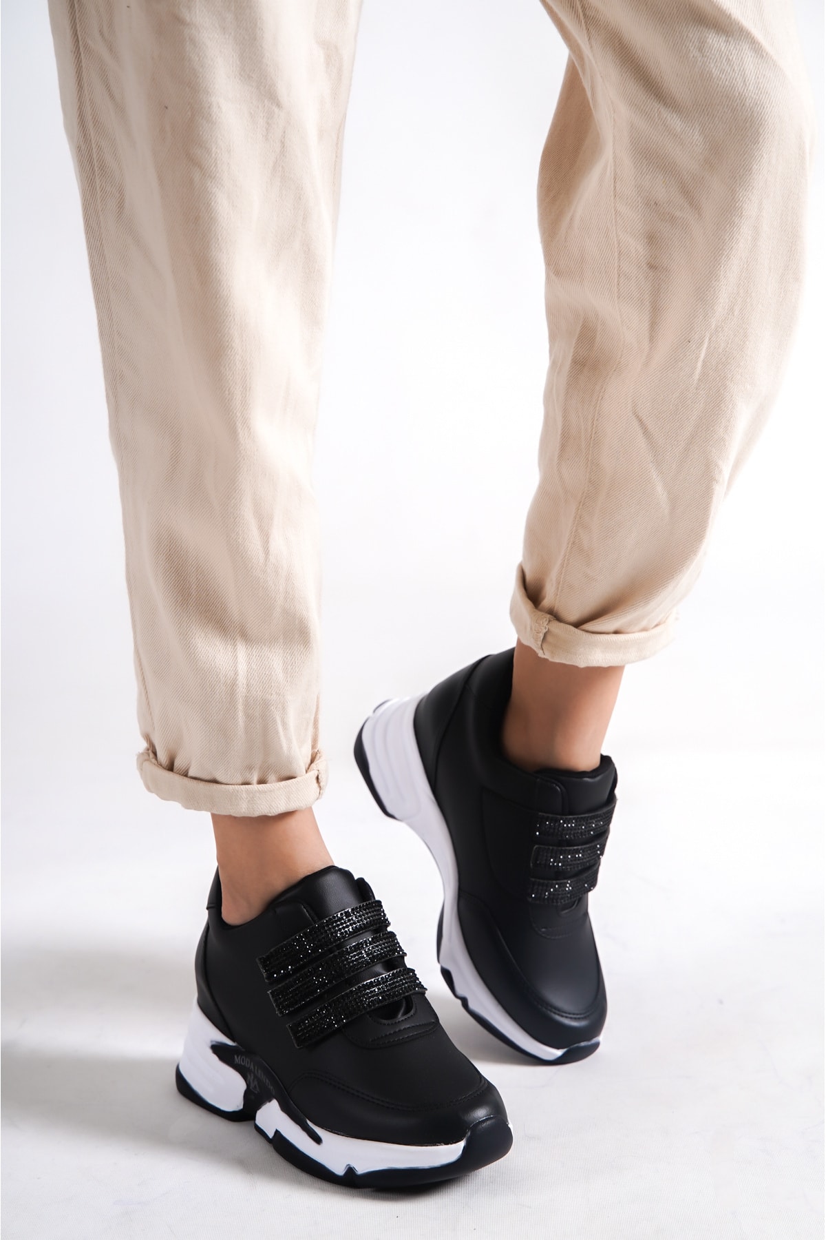 Weynes Kadın Siyah Cırt Cırtlı Gizli Topuk Sneaker Spor Ayakkabı Wsb0354
