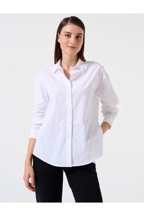 Kadın Beyaz Bol Kesim Arkası Uzun %100 Pamuk Basic Gömlek 22Y01LONGPOPGOM