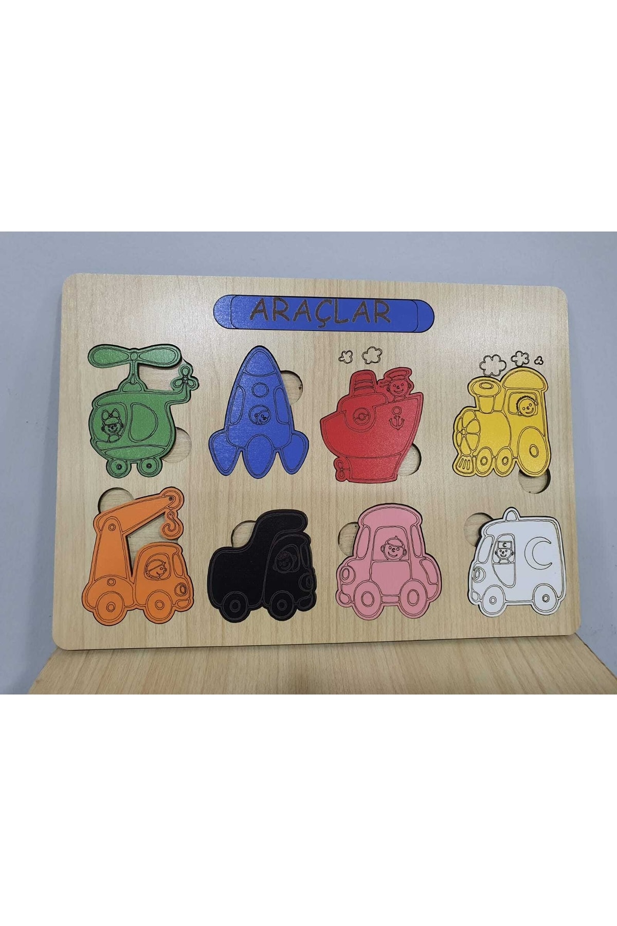 بازی آموزشی وسایل نقلیه چوبی مونته‌سوری روش یافتن پلاگ