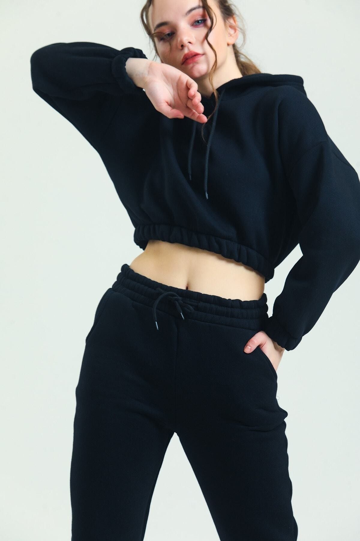 Cropped hoodie tracksuit set store