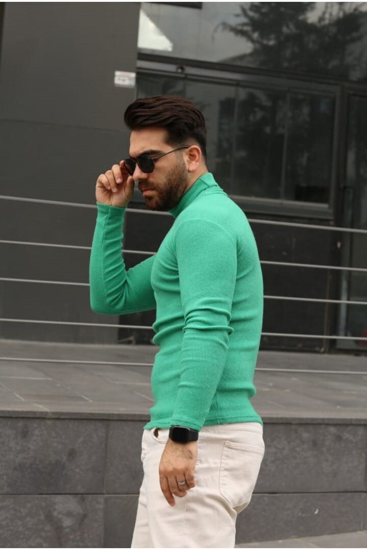 Turtleneck sweater discount mens outfit