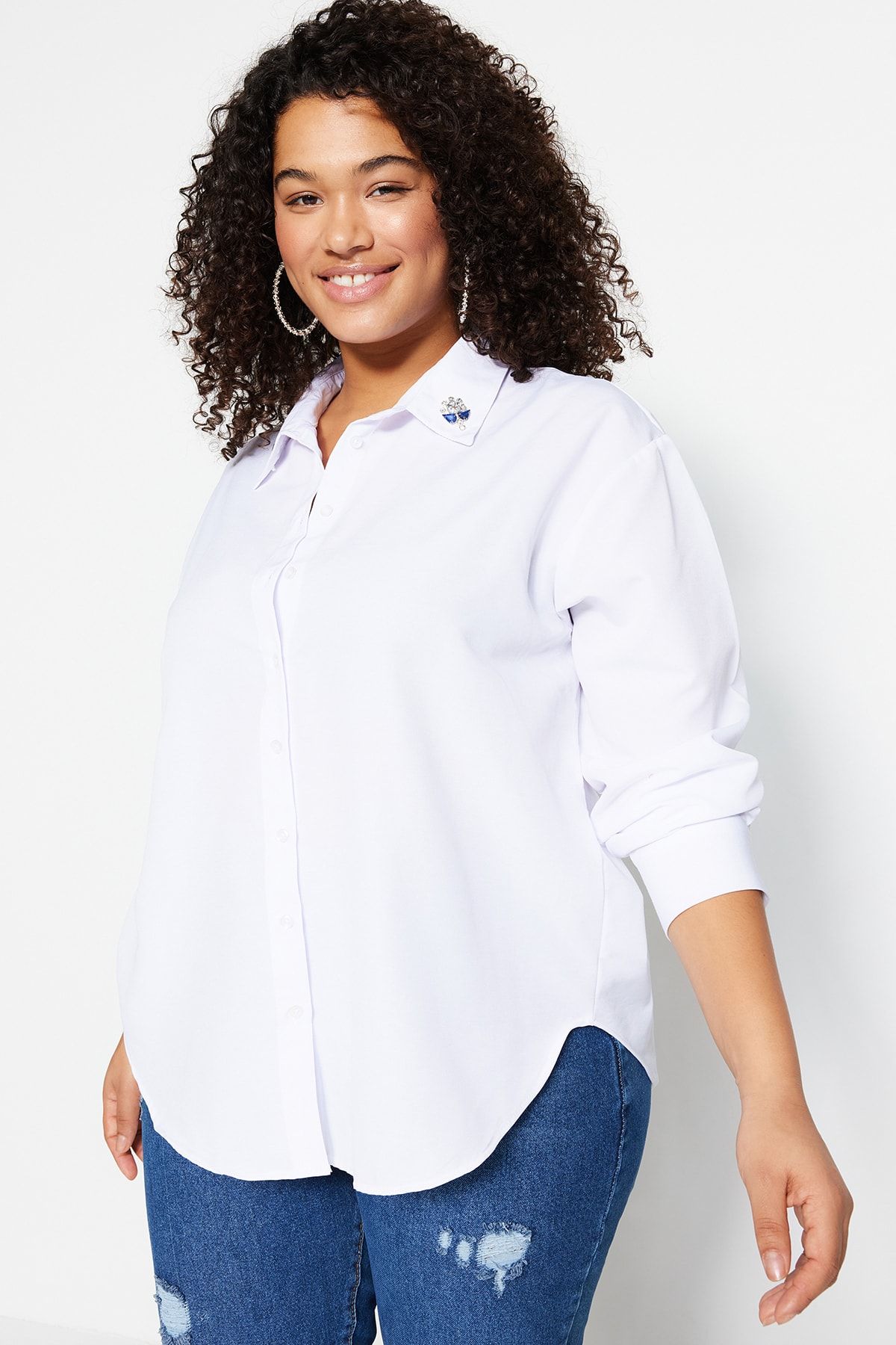 Trendyol Curve-Biela oversize tkaná košeľa s golierom TBBSS23AX00007 3