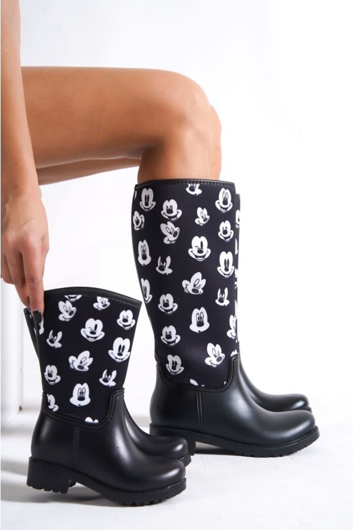Mickey mouse discount rain boots adults