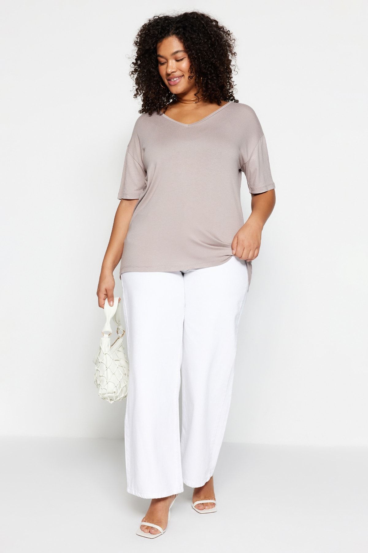 Trendyol Curve-Detailliertes Strick-T-Shirt mit Nerzkragen TBSSS22TS0877 5