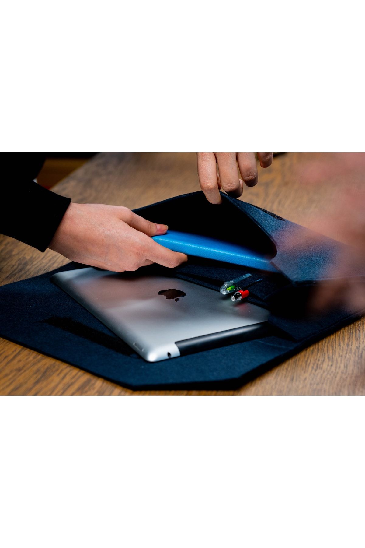 SADA-Felt Document Tablet and Briefcase 2