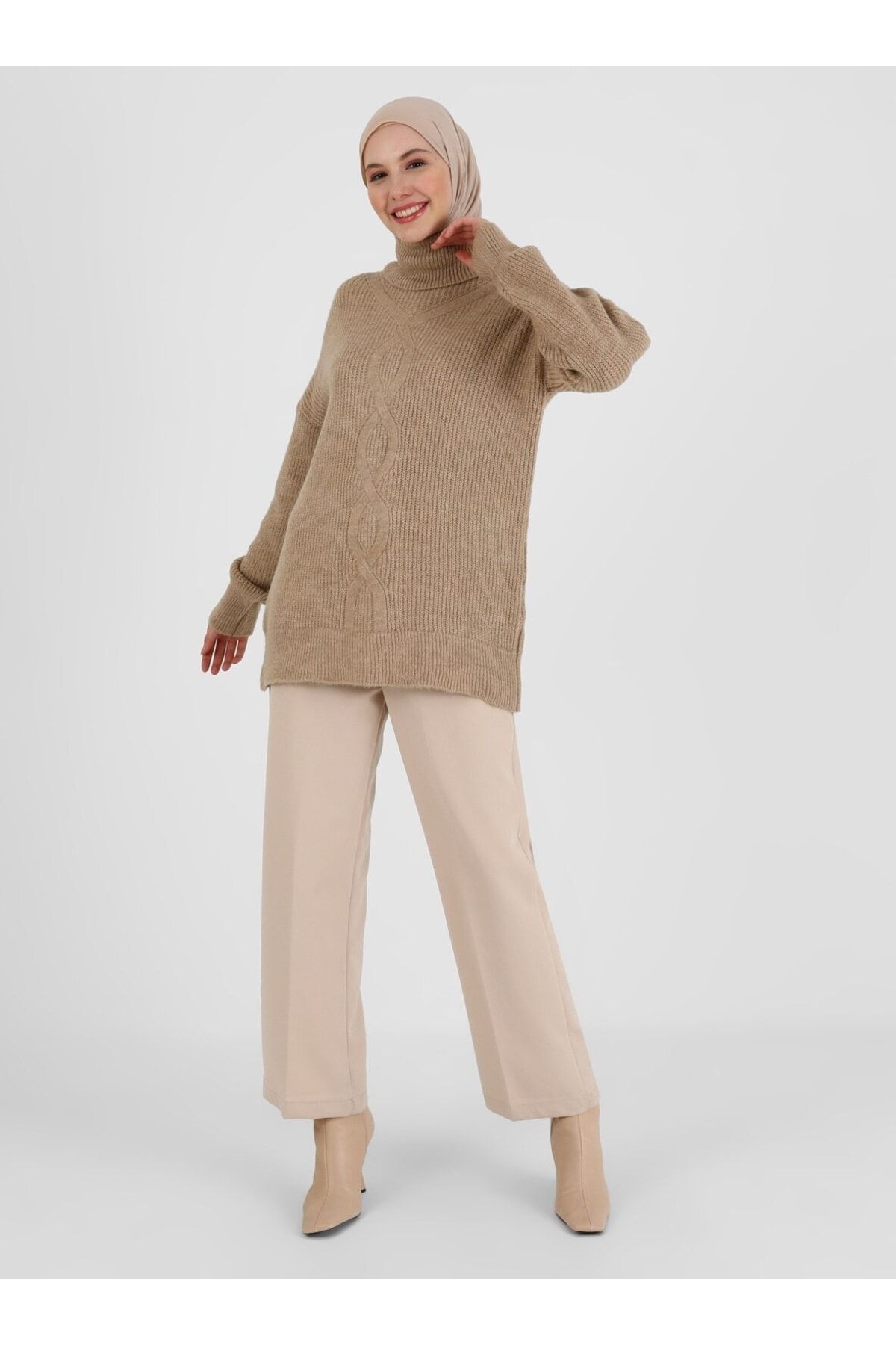 complete the look image