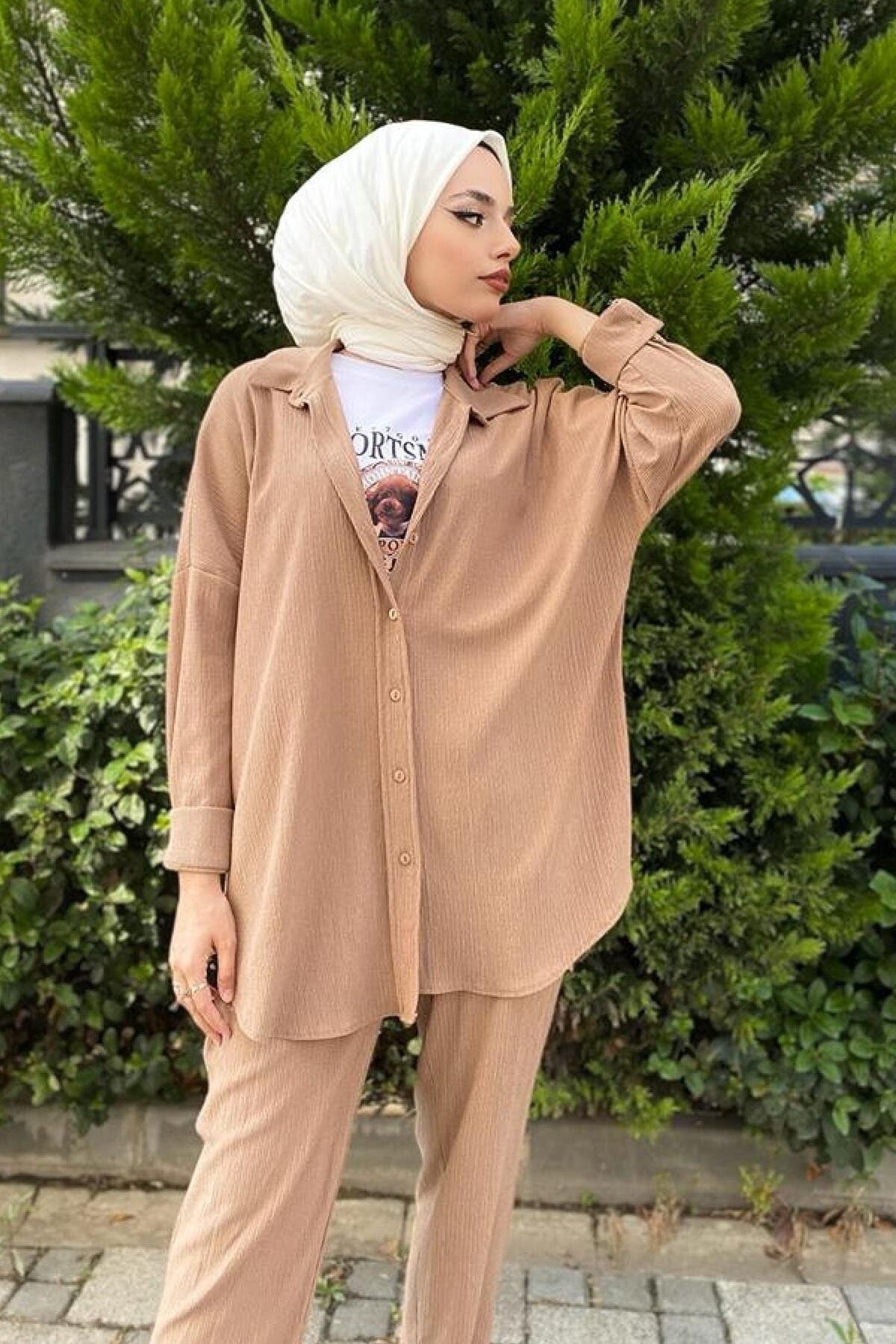 complete the look image