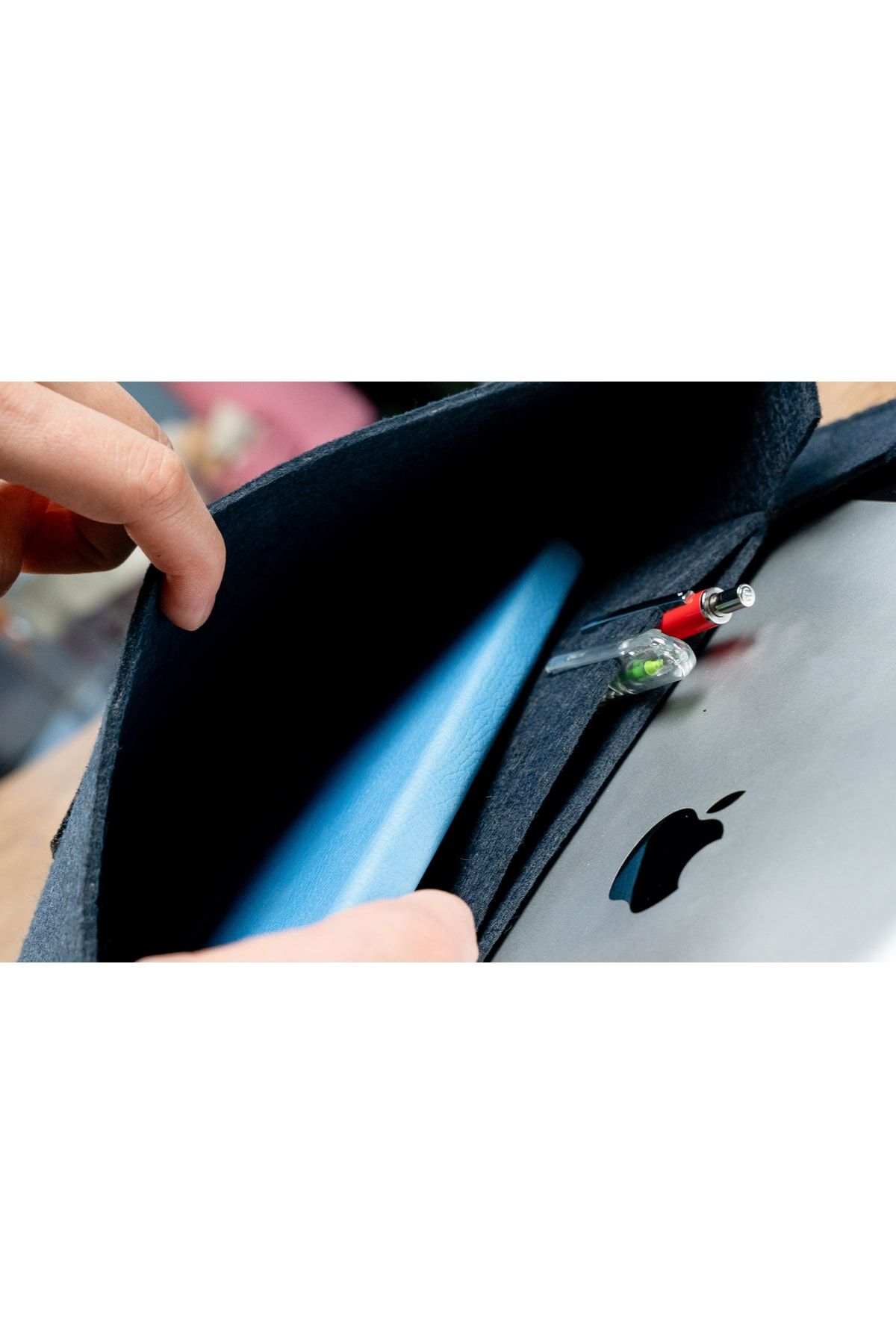 SADA-Felt Document Tablet and Briefcase 3