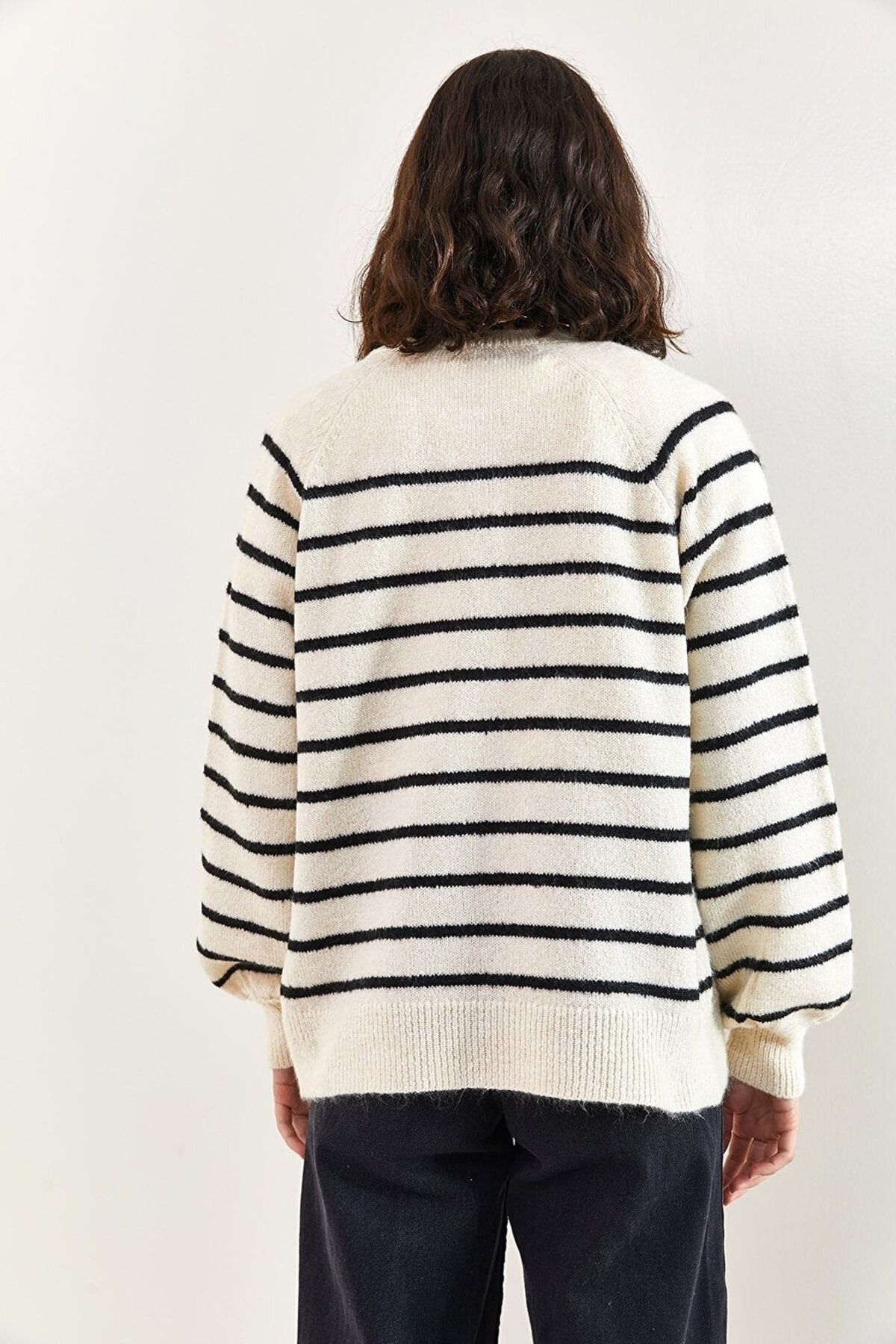 Nanım-Striped Sweater with Buttons on the Collar 5