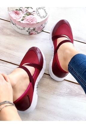 Kadın Bağcıksız Kemer Detay Kırmızı Spor Ayakkabı Topuk Boyu 2 Cm W-21-5604