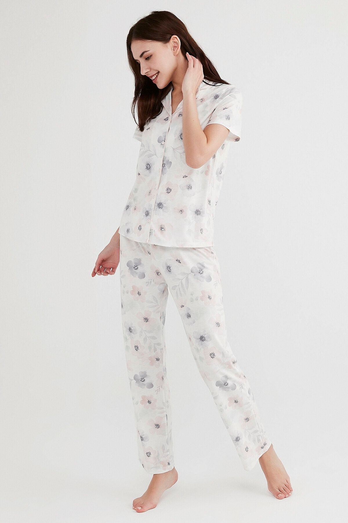penti kadin beyaz dreamy flowers pijama