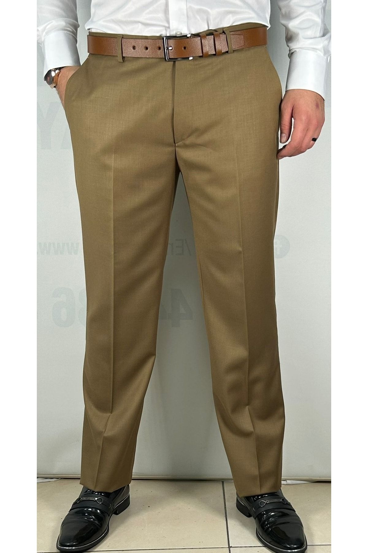 AD & AV Slim Fit Men Maroon Trousers - Buy AD & AV Slim Fit Men Maroon  Trousers Online at Best Prices in India | Flipkart.com