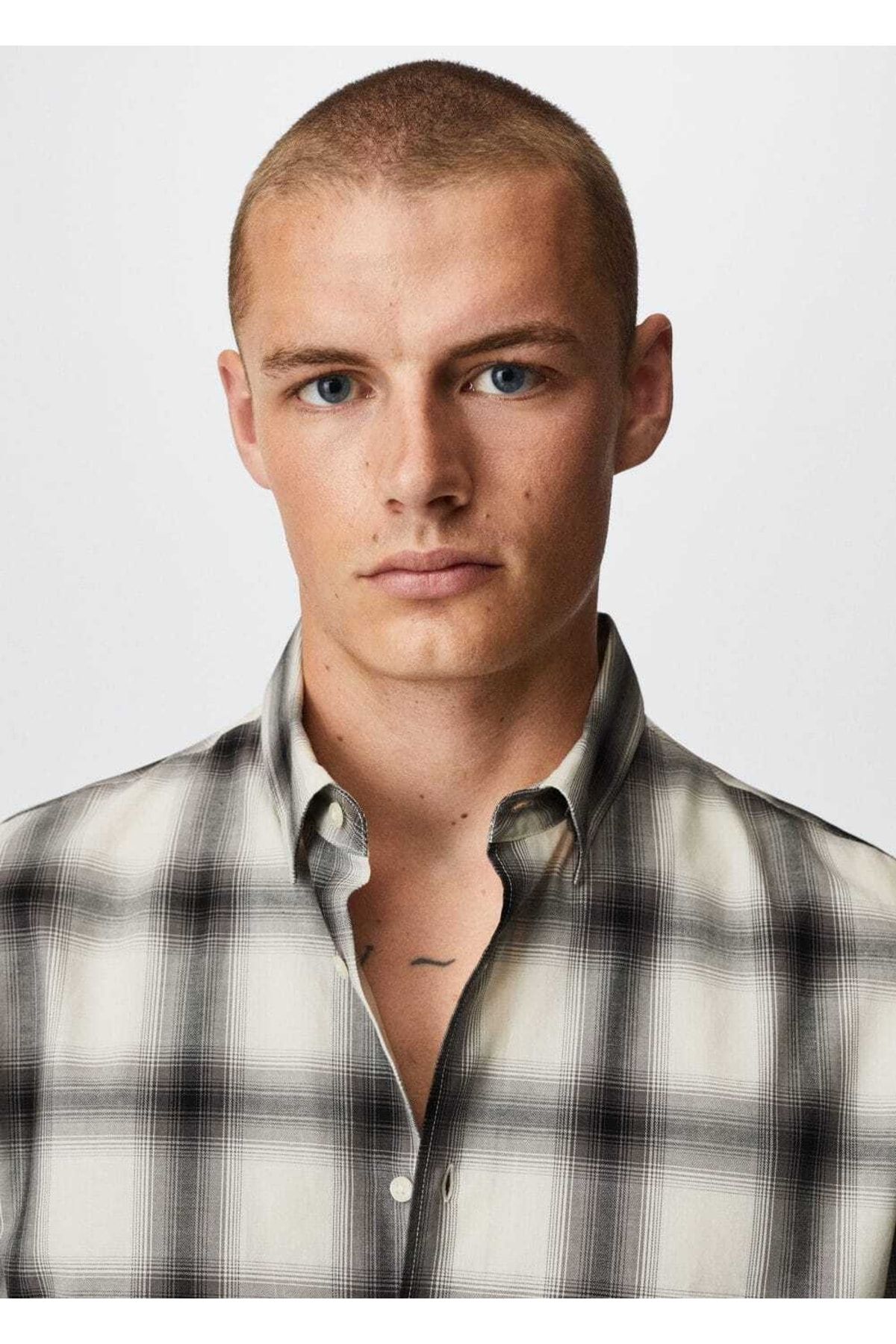 MANGO Man-Checkered Cotton Regular Fit Shirt 5