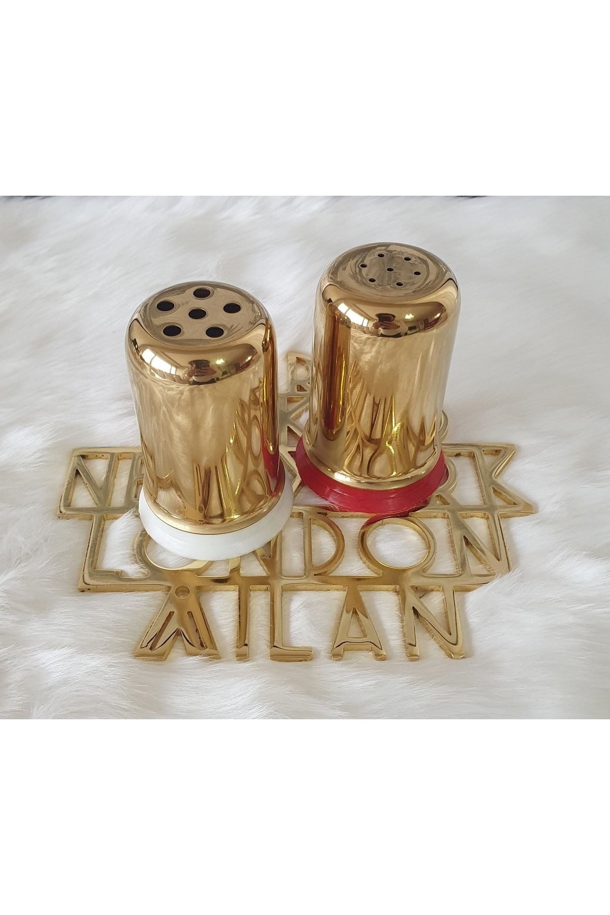 LOVYCO Salt Pepper Shakers Gold colored Trendyol