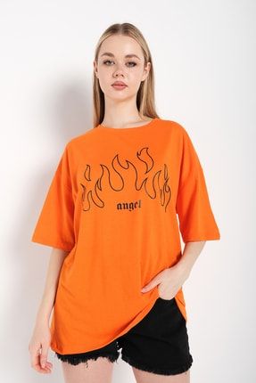 Kadın Turuncu Oversize Önü Alev Baskılı Tshirt TW-ANGEL