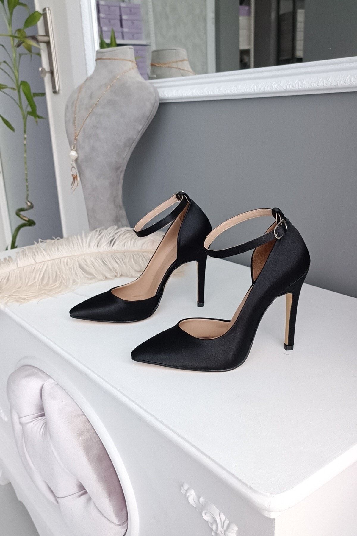 LA CALZATURE Black Satin 11cm Heeled Ankle Belted Inside Open