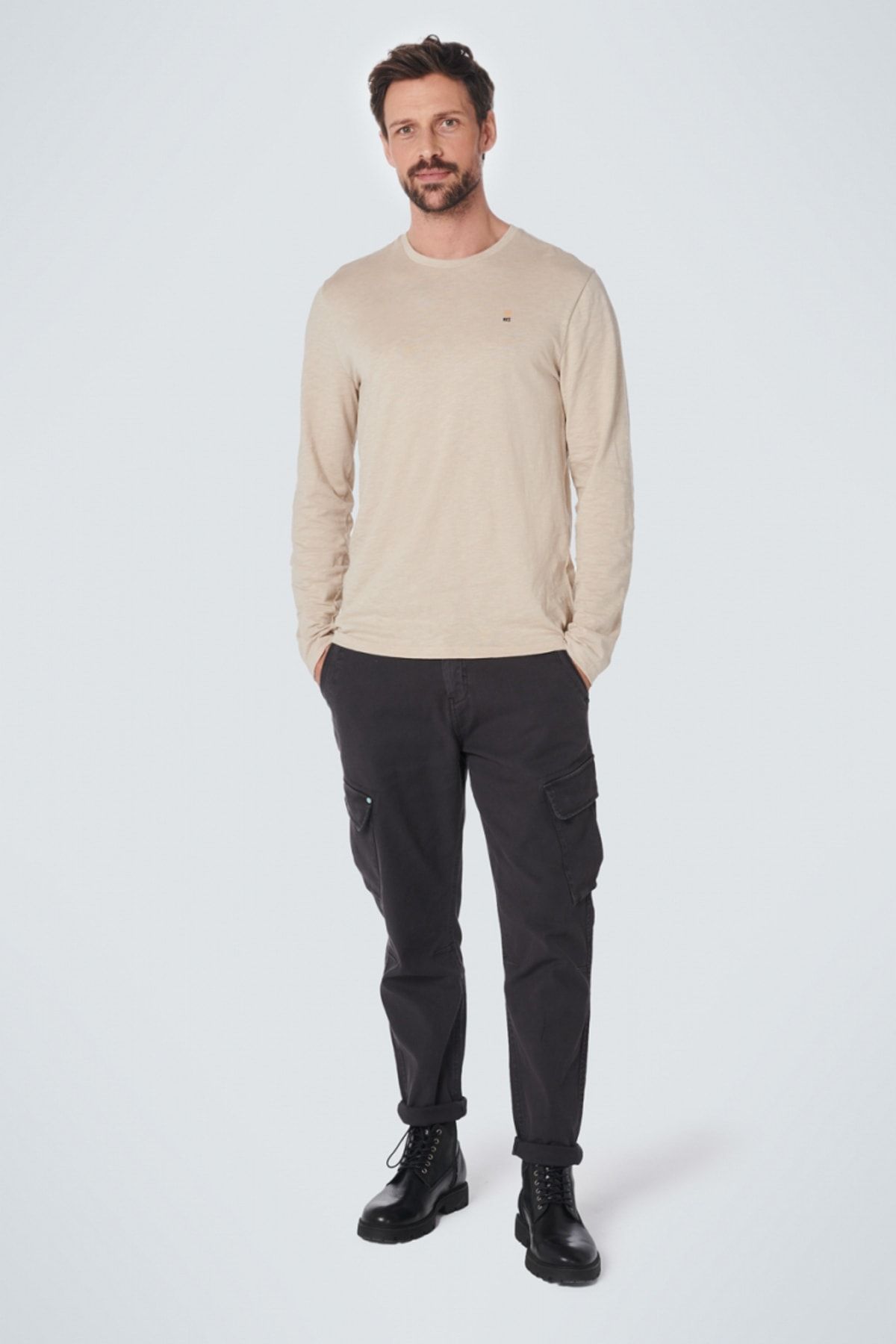 complete the look image