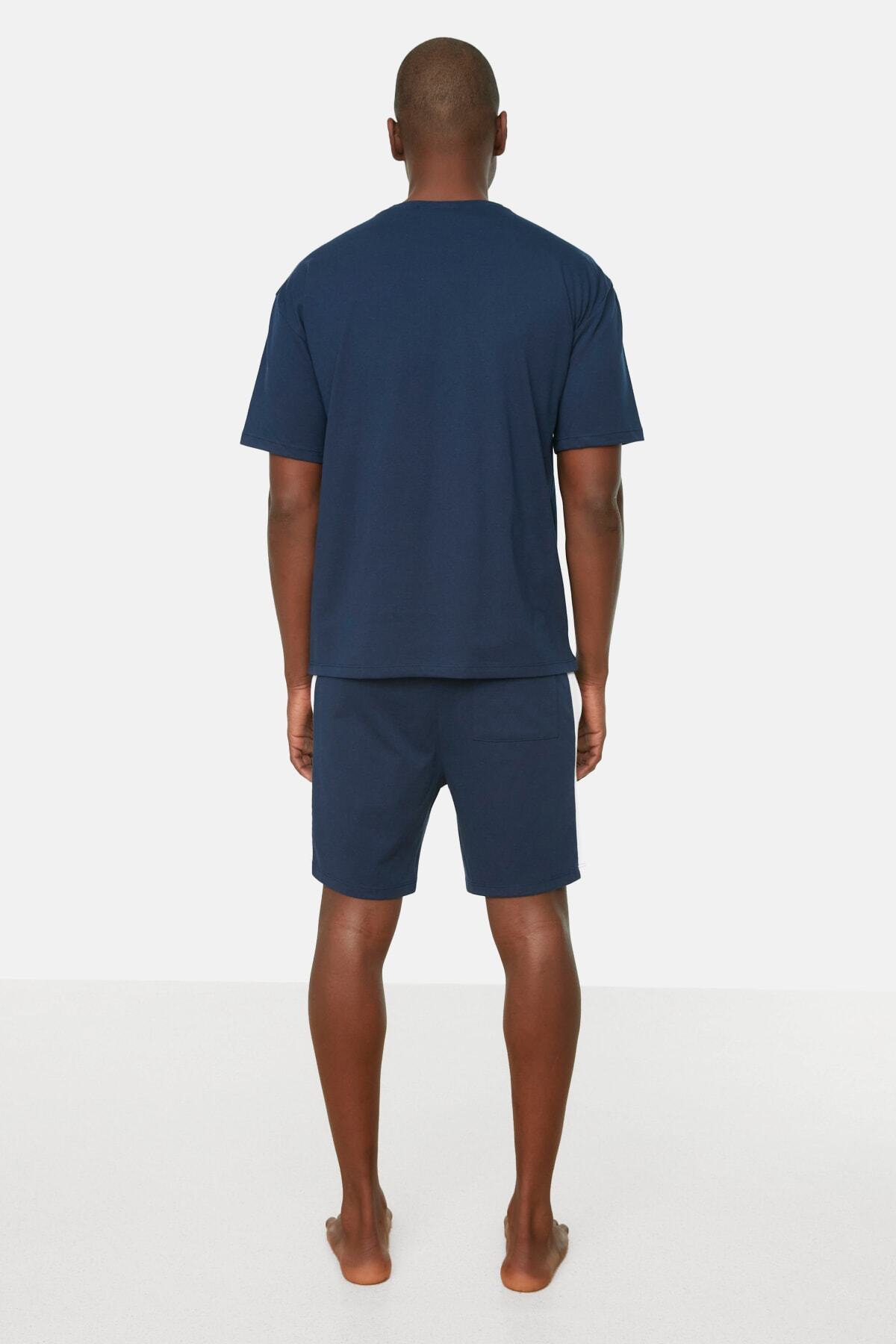 Trendyol Collection-Sada pyžama s potiskem v námořnické modré Regular Fit s šortkami TMNSS22PT0048 5