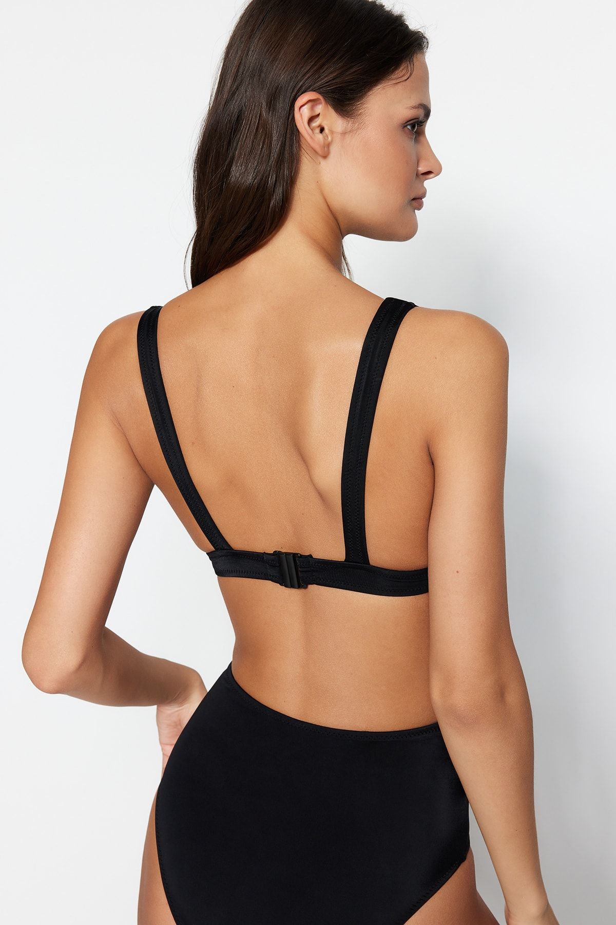 Trendyol Collection-Black Triangle Cut Out/Window Bikini Top TBESS20BU0202 5