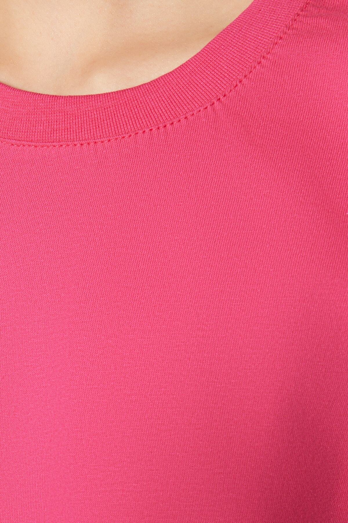 Trendyolmilla  Fuşya Relaxed/Rahat Kalıp %100 Kalın Pamuklu Crop Örme T-Shirt TWOSS23TS00038 - Görsel 4