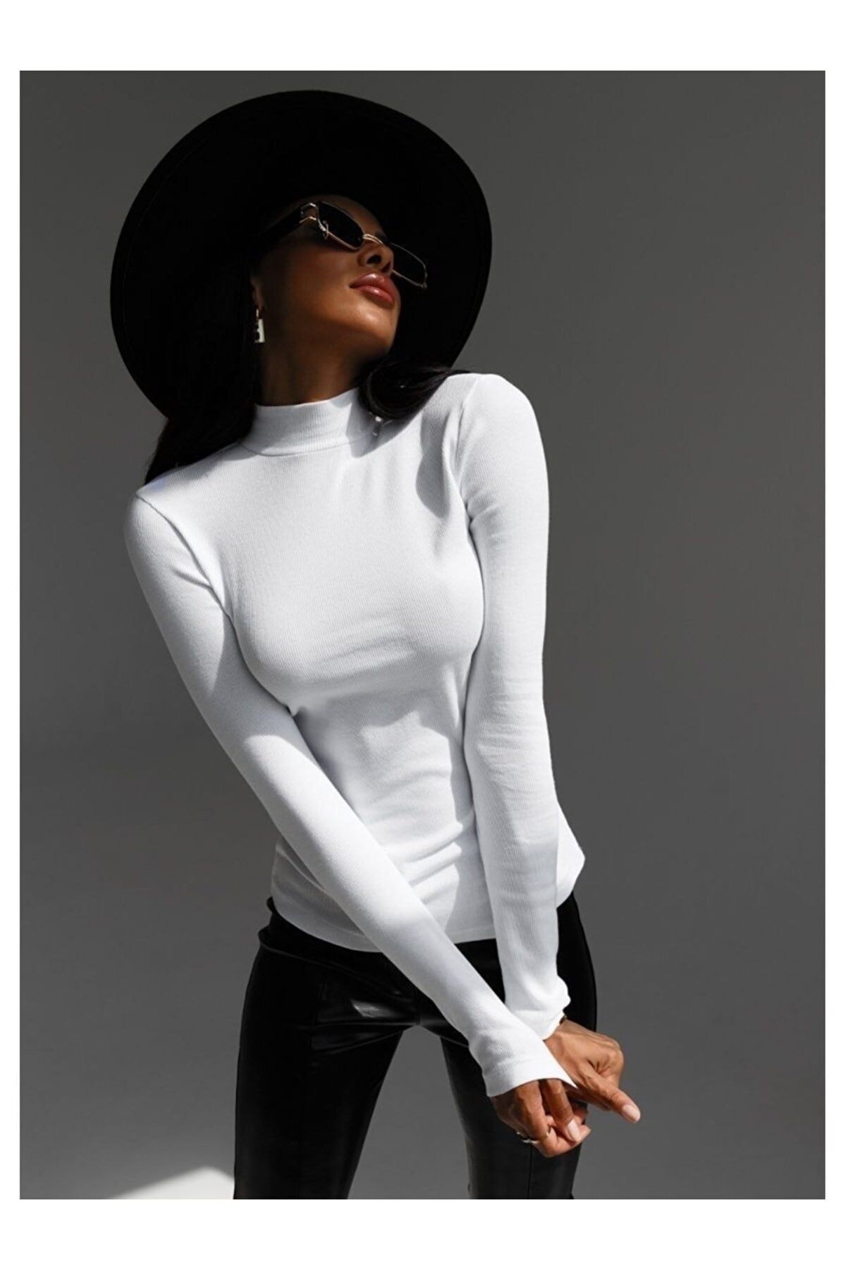 MERİCEY Γυναικεία μπλούζα καμιζόλ με μισό ζιβάγκο σε λευκό ραβδωτό