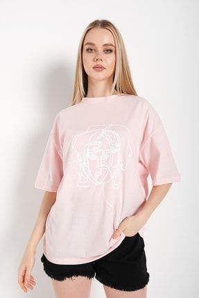 Kadın Çizgili Figür Oversize Pembe T-shirt TS-ÇZGLFGR