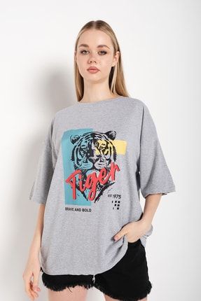 Kadın Oversize Gri Tiger Baskılı T-shirt TW-TGRTSRTT