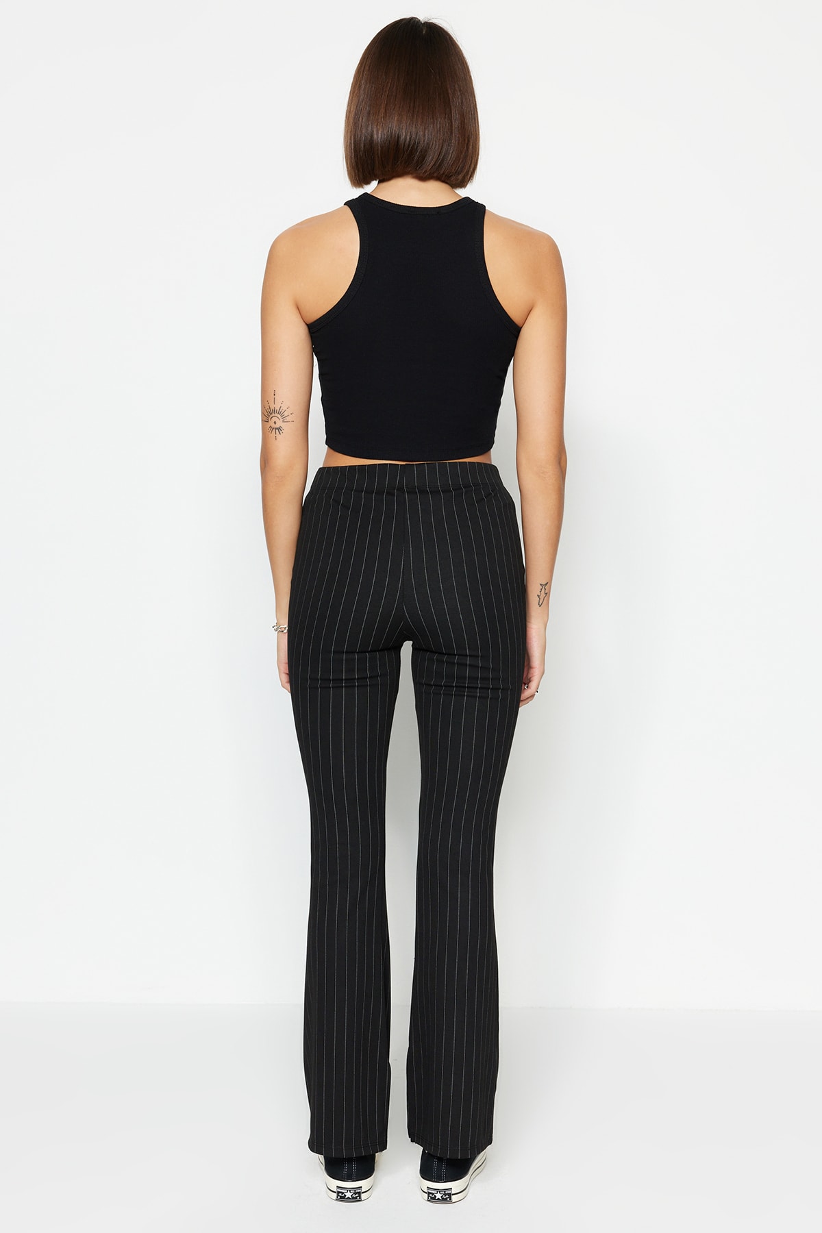 Trendyolmilla  Siyah Smart Yırtmaçlı Flare/İspanyol Paça Yüksek Bel Çizgili Örme Tayt Pantolon TWOSS23PL00126 - Görsel 5